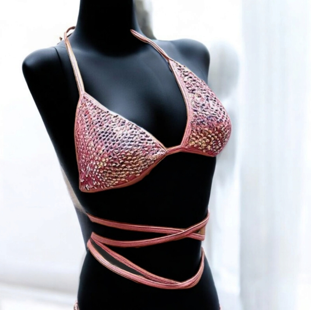 XL "Royal Reef Diva Wrap Top" - Pinkwith Irridesent-Pink Sequins Club E…